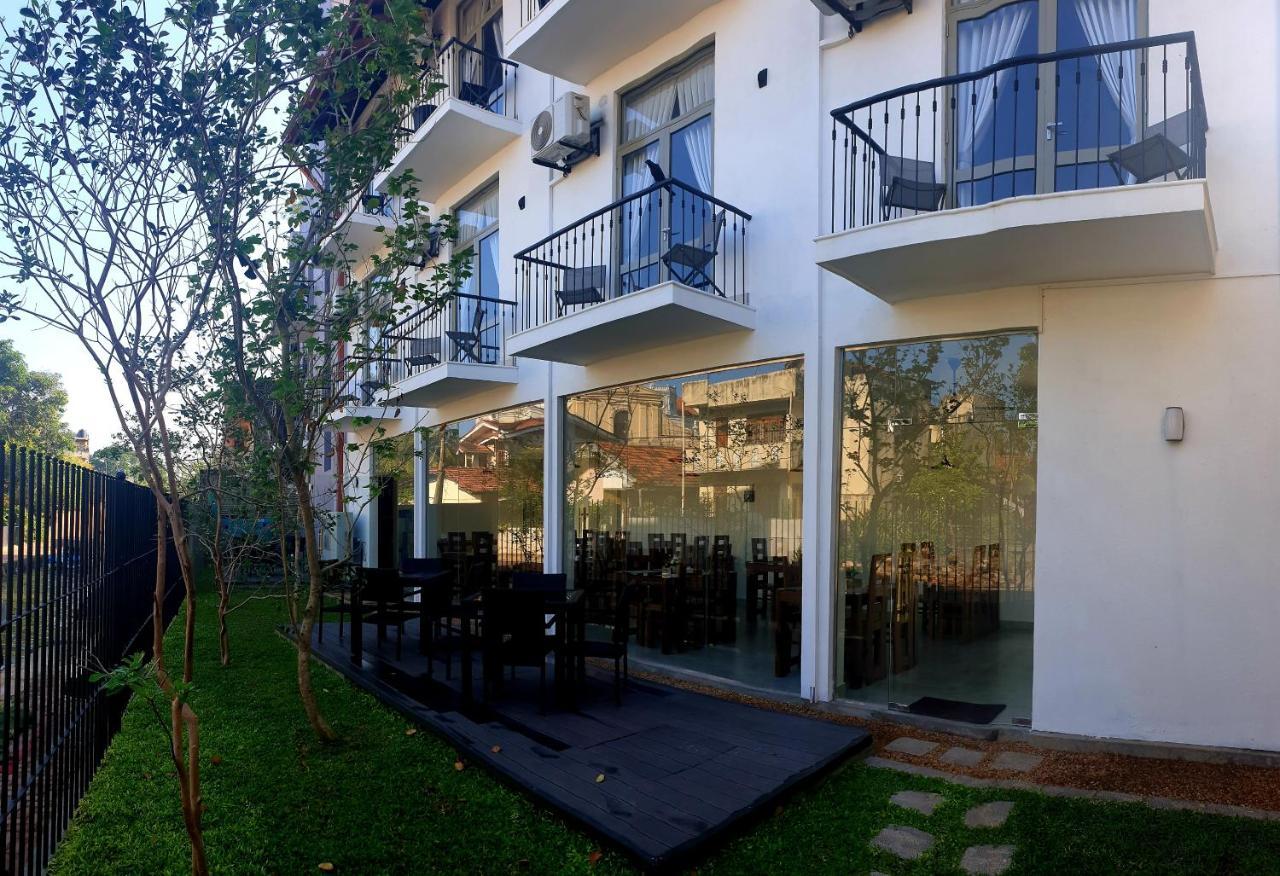 Hive 68 - Hotel And Resorts Negombo Exteriör bild