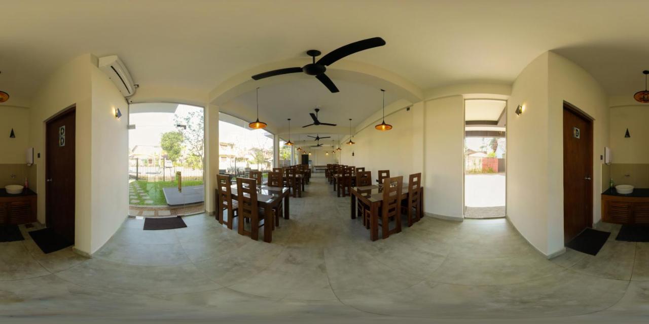 Hive 68 - Hotel And Resorts Negombo Exteriör bild