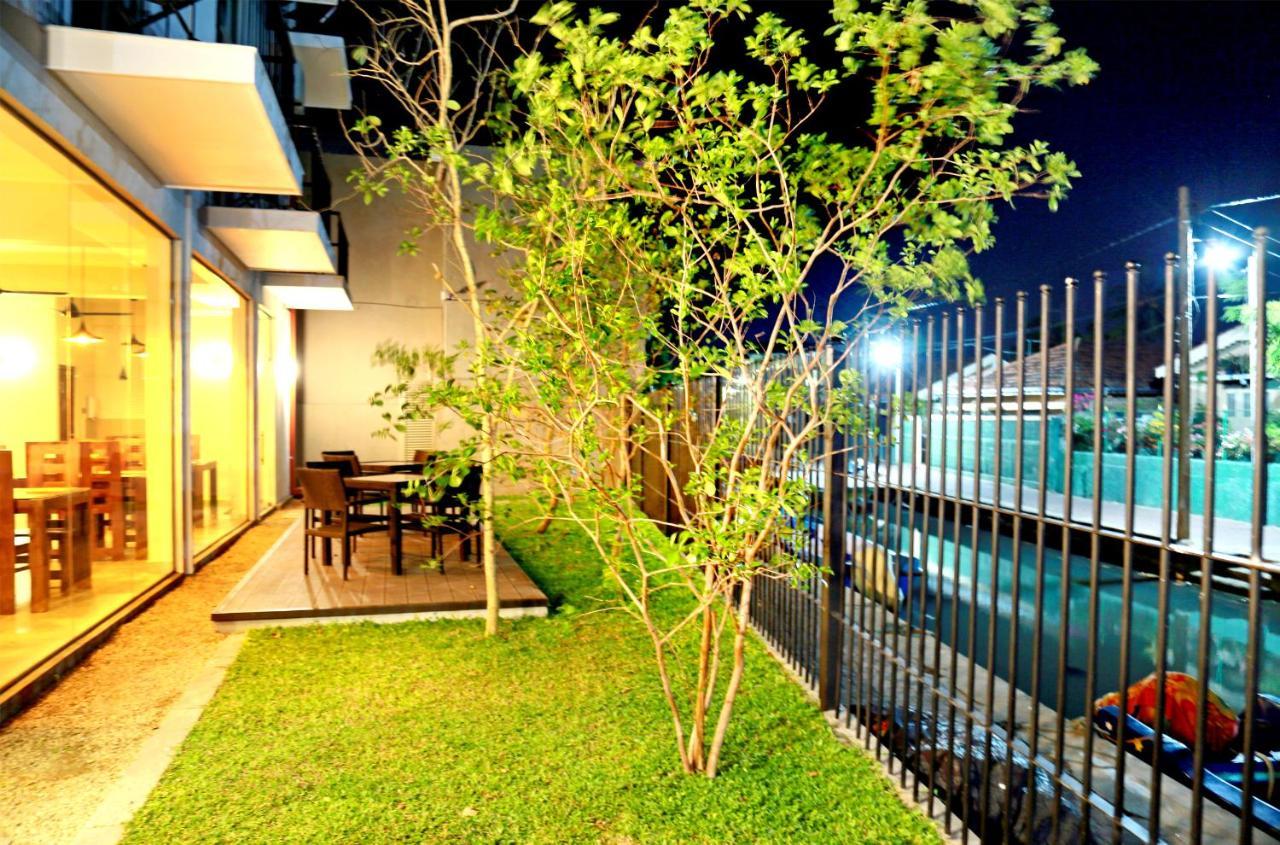 Hive 68 - Hotel And Resorts Negombo Exteriör bild