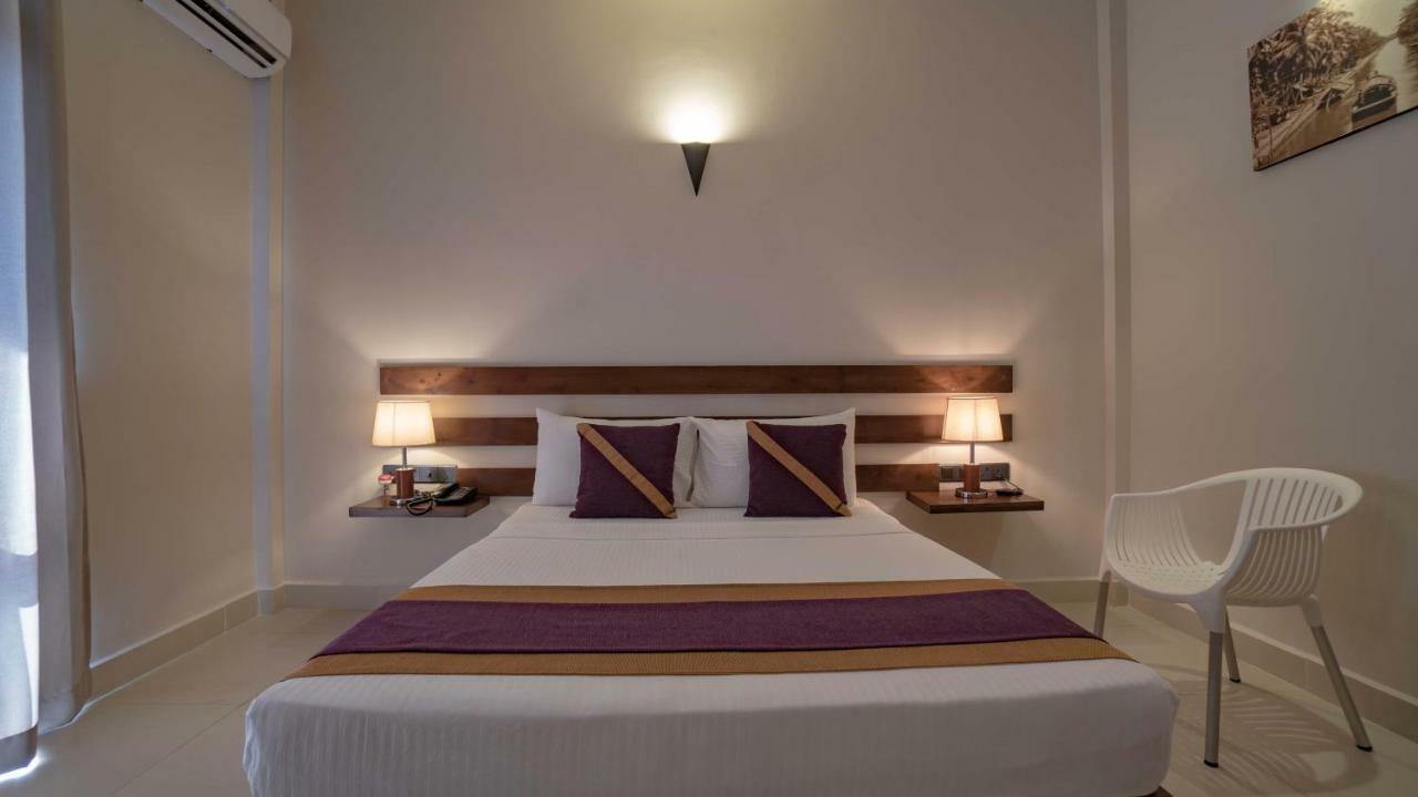 Hive 68 - Hotel And Resorts Negombo Exteriör bild